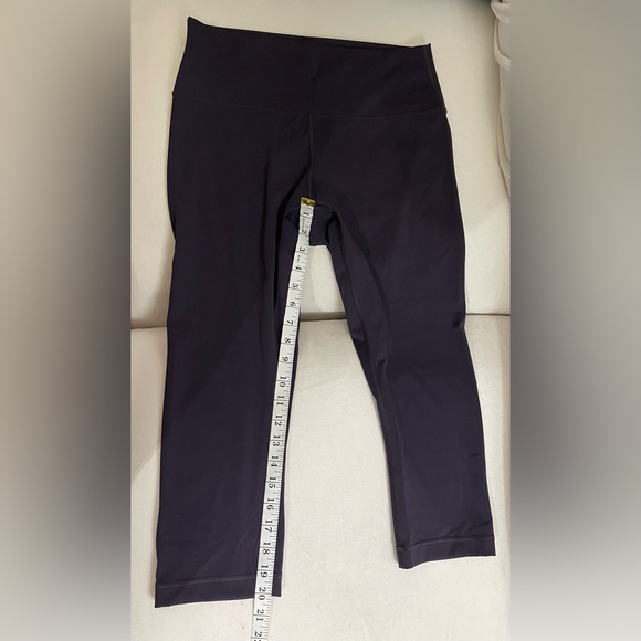 Lululemon Wunder Under High Rise Crop Leggings Purple Size 10 - Picture 9 of 9